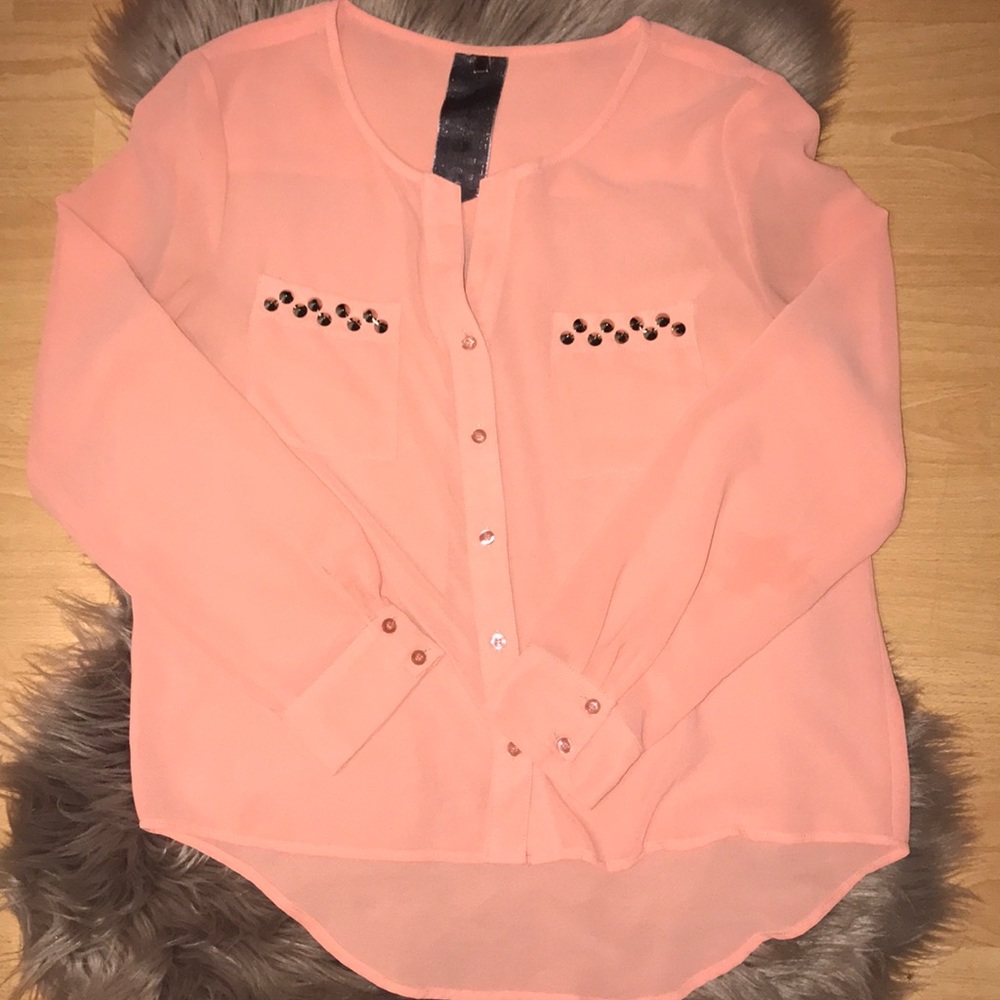 Peach 🍑 Blouse